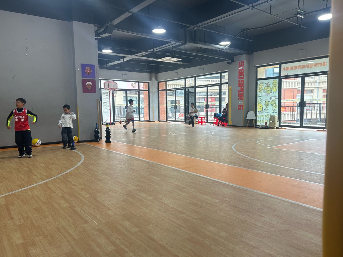 乌鲁木齐篮球训练营招生_2